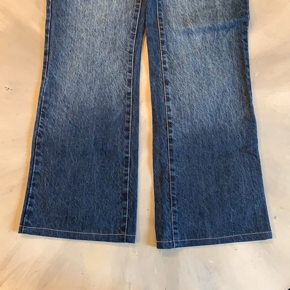 - Vertigo Embroidered Jeans - - Picture 8 of 9